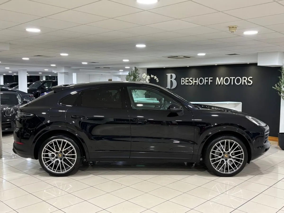 Porsche Cayenne 3.0 V6 E-HYBRID COUPE PLATNIUM EDI - Image 2