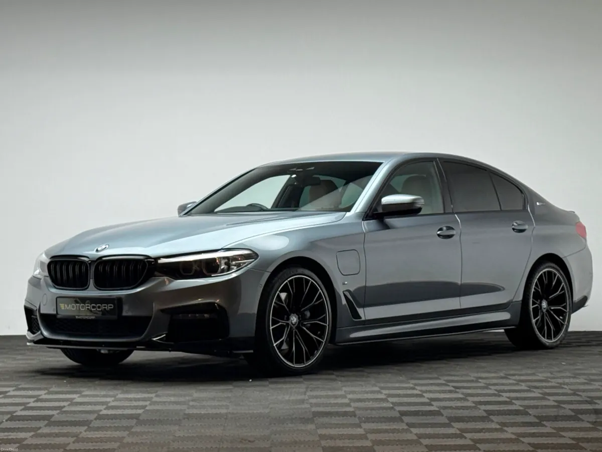 BMW 5-Series 530E M SPORT - Image 3