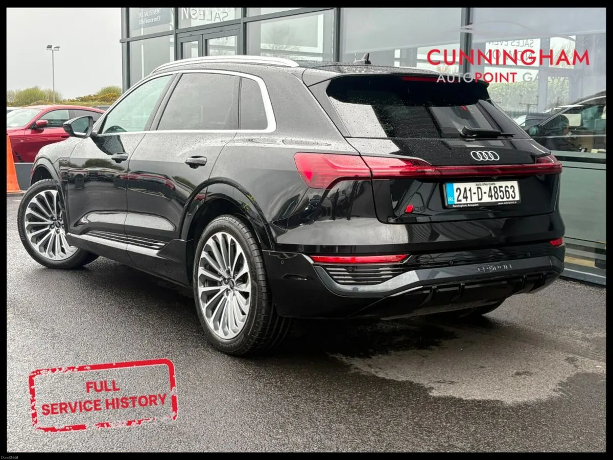 Audi Q8 e-tron S-line Black Edition Quattro - Image 2