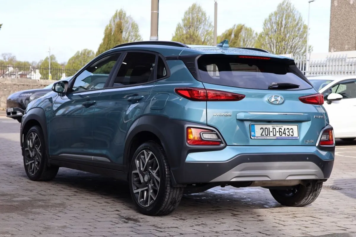 Hyundai KONA 1.6 GDI Hybrid Executive, Automatic - Image 4