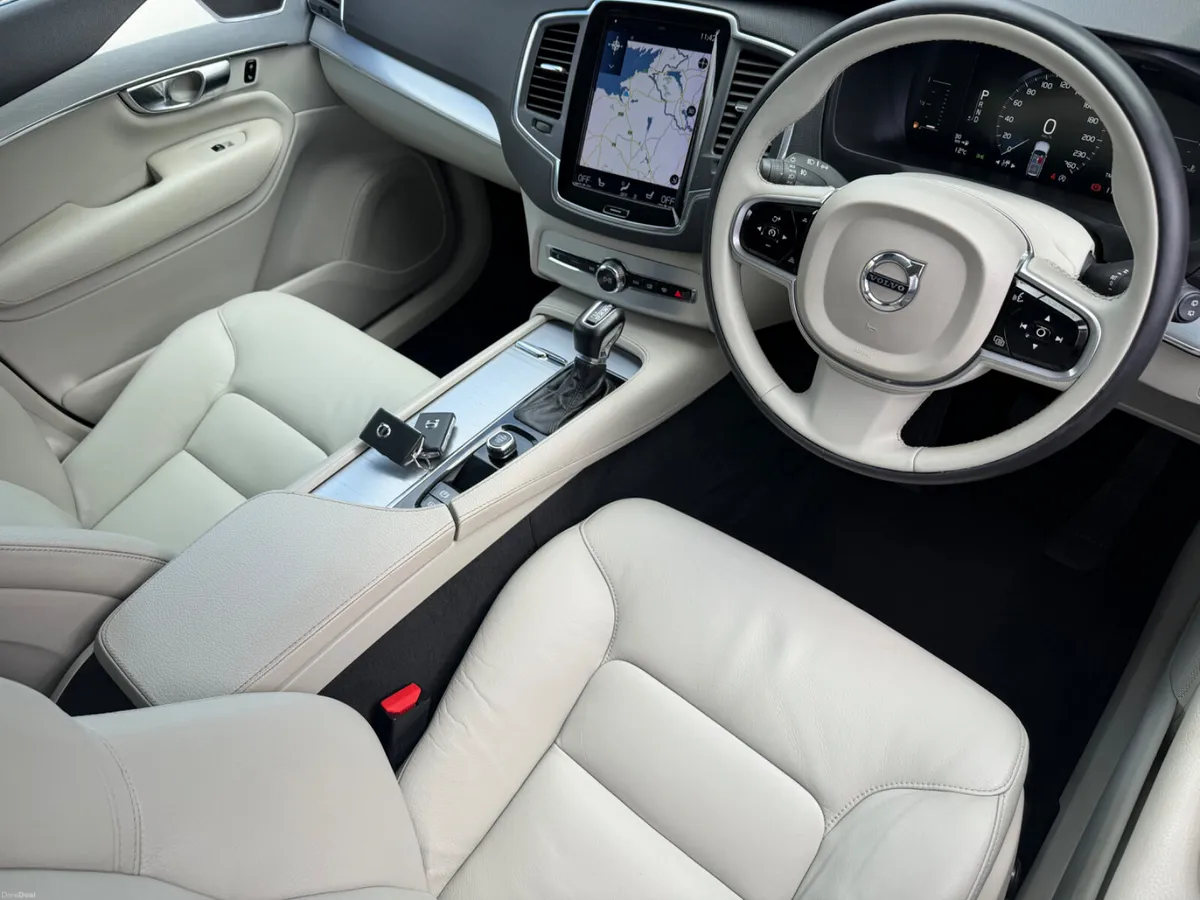 Volvo XC90 Momentum *7seater - Image 4