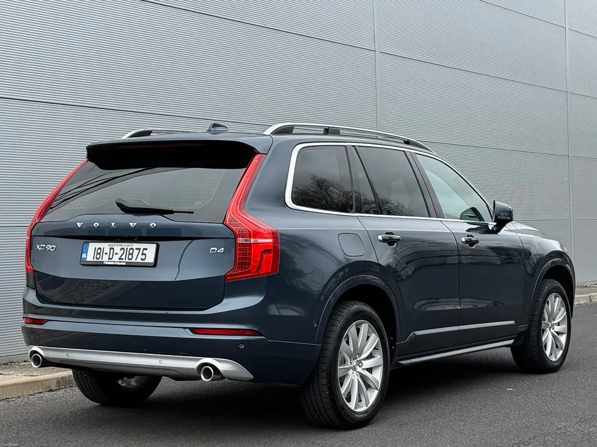 Volvo XC90 2.0d *7Seat Momentum - Image 2