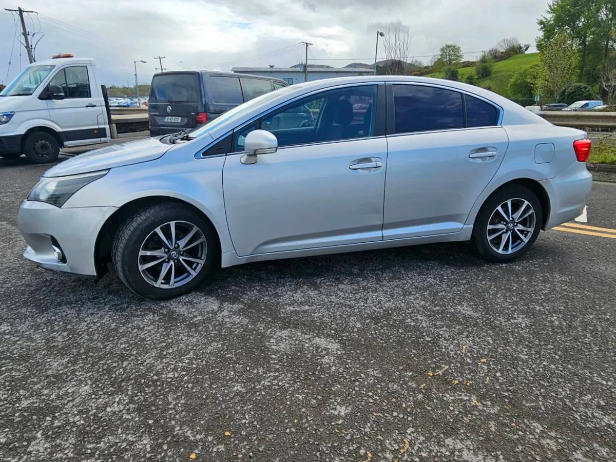Toyota Avensis 2.0D4D Strata - Image 3