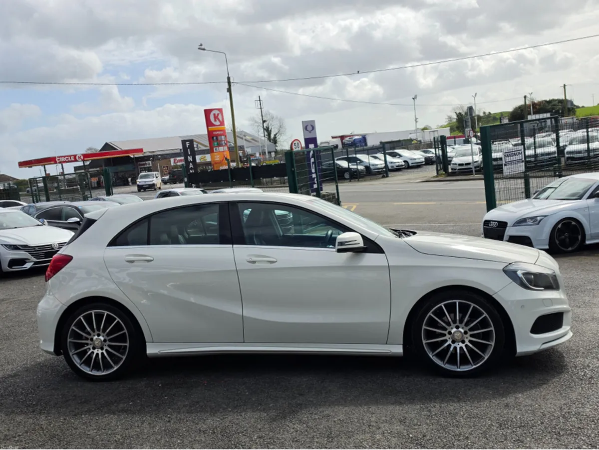 Mercedes-Benz A-Class A180 AMG INTERIOR HALF LEATH - Image 4