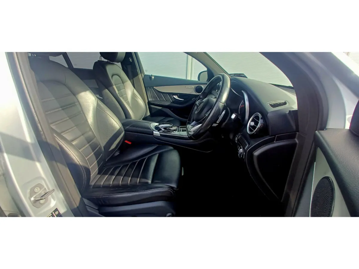 Mercedes-Benz GLC 220 D 4MATIC COUPE AMG **NIGHT P - Image 6