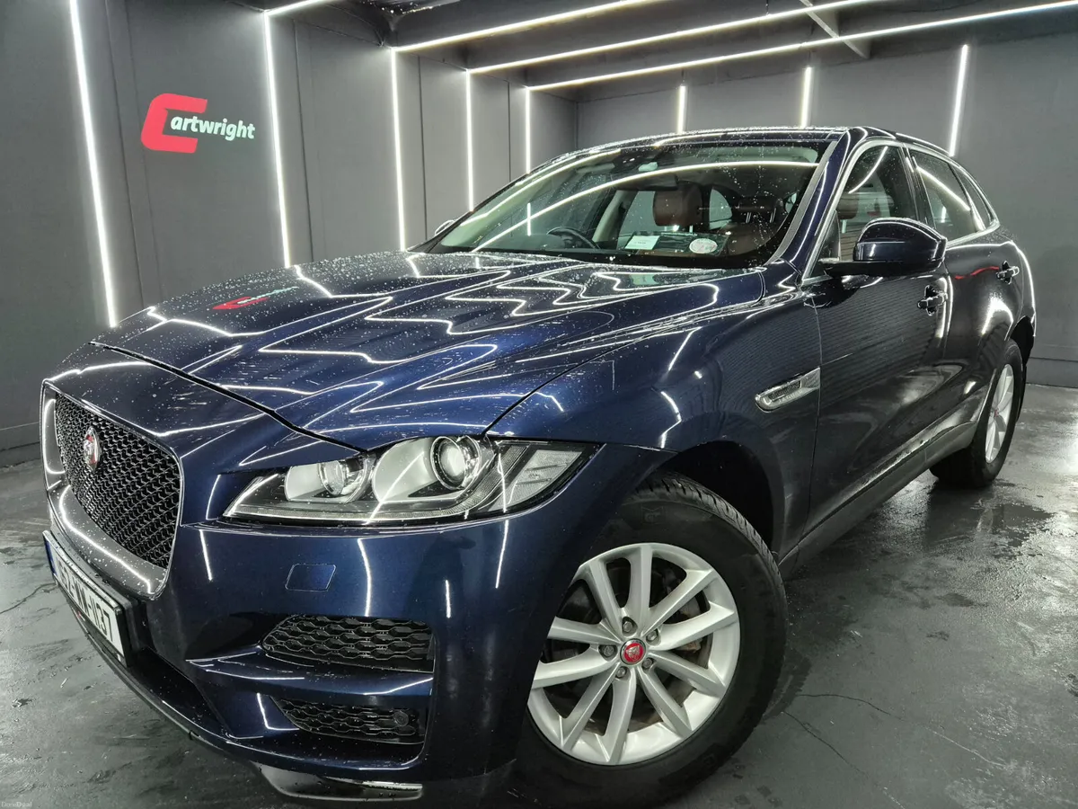 Jaguar F-Pace 2016 - Image 1
