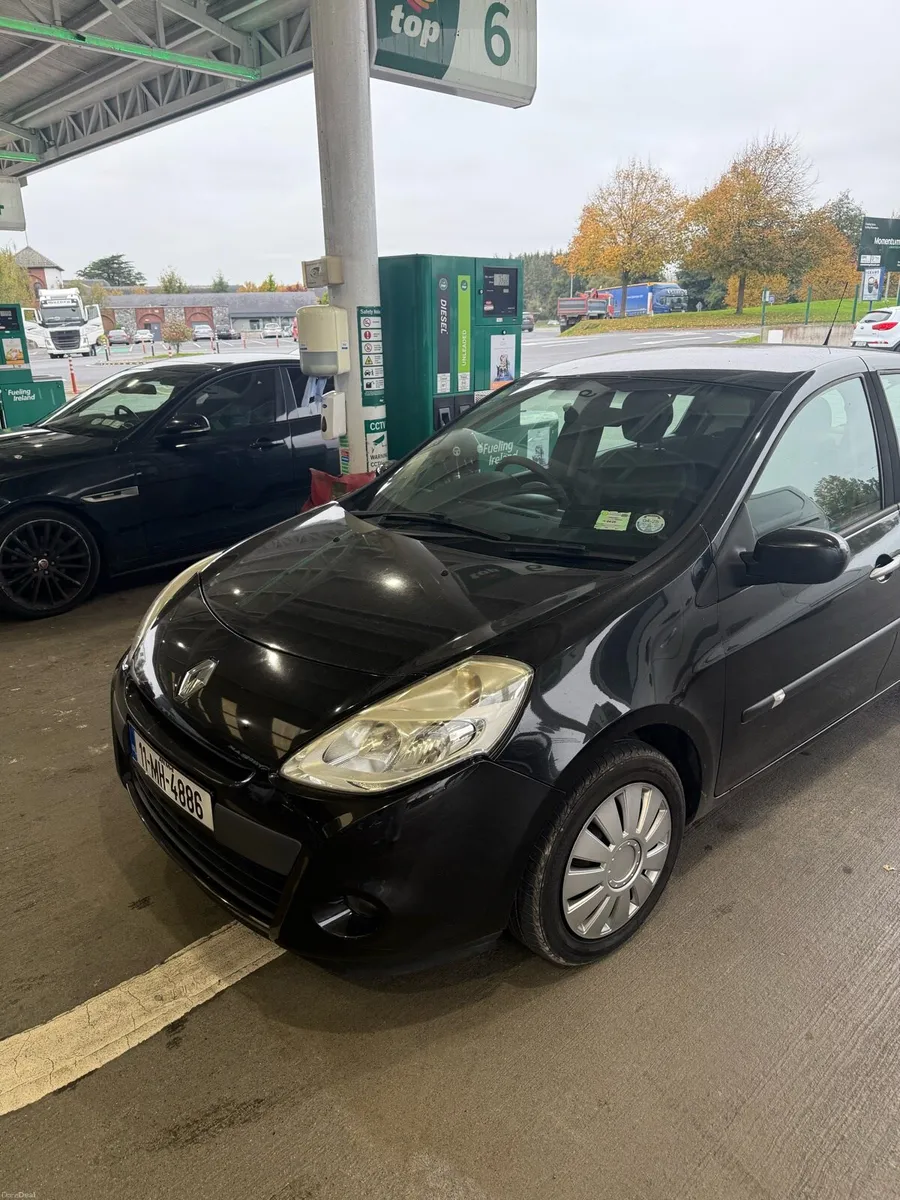 Renoult Clio - Image 1