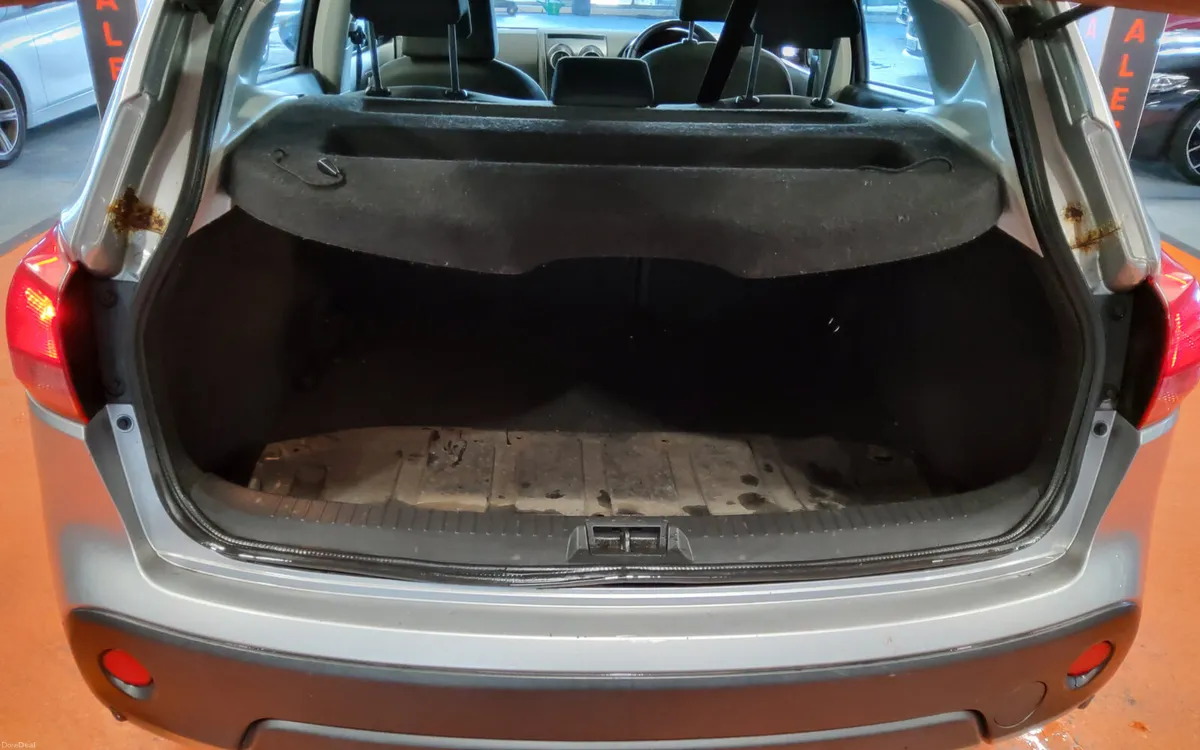 Nissan Qashqai 2008 - Image 4