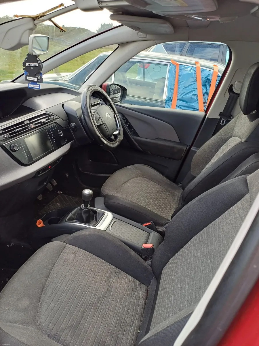 Citroen C4 2015 - Image 2