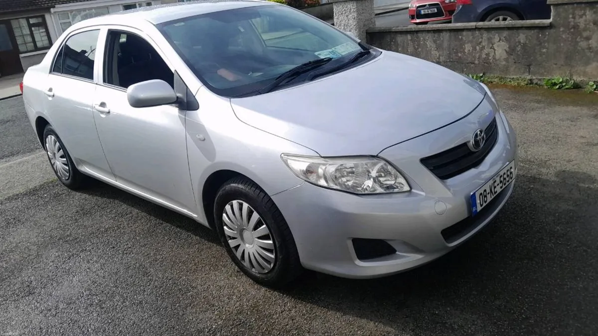 Toyota corolla - Image 1