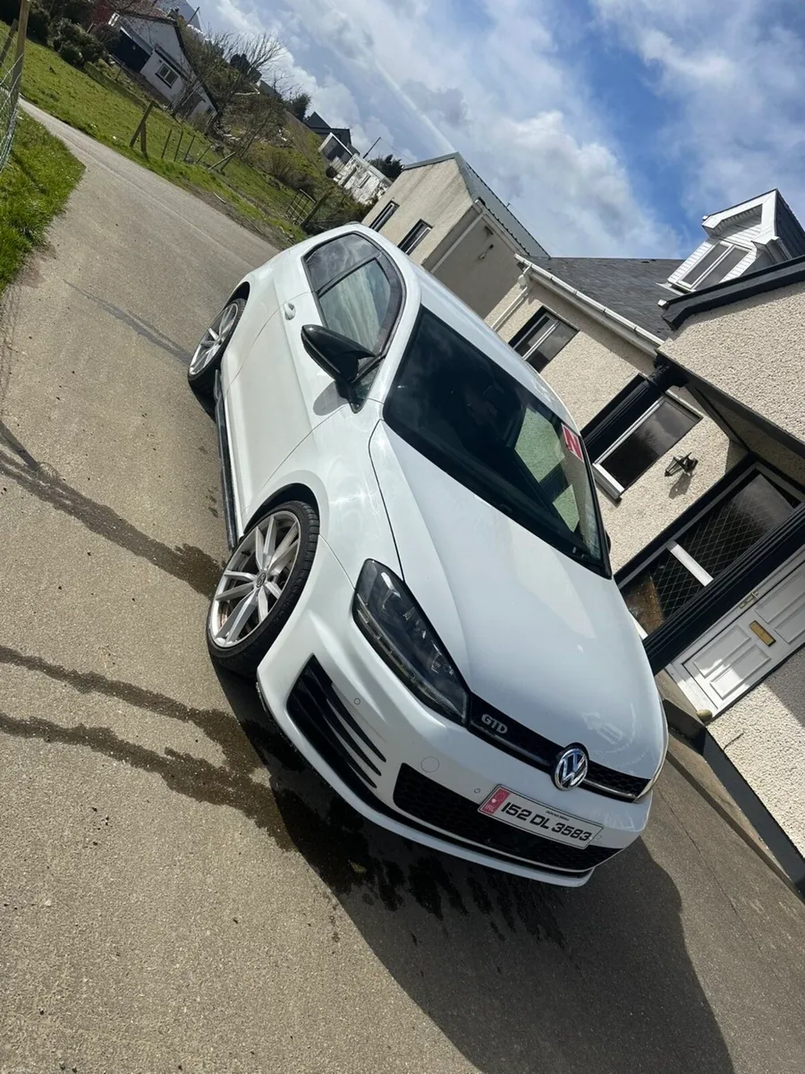 Vw golf - Image 1