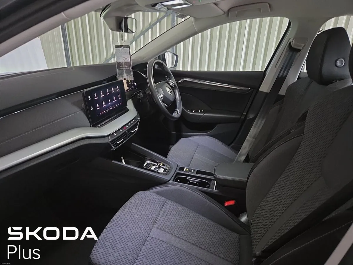 Skoda Octavia 2.0 TDI 150BHP DSG STYLE - Image 4