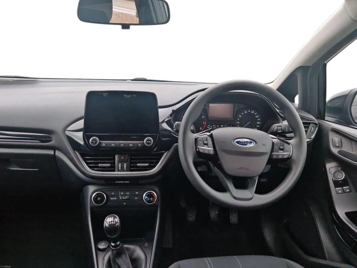Ford Fiesta 1.0T EcoBoost 125PS Titanium Auto - Image 2