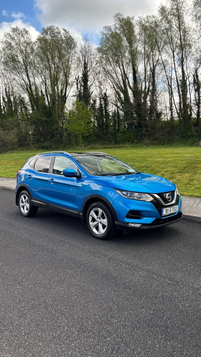 2018 (181) Nissan Quashqai SV (FSH) (Sunroof) - Image 1