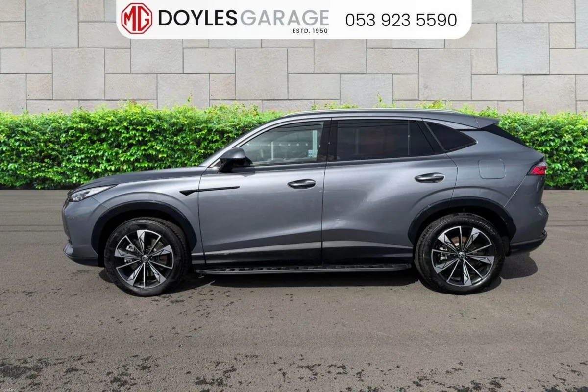 MG HS Plug-in Hybrid EV  Auto Exclusive 4.9% Finan - Image 6