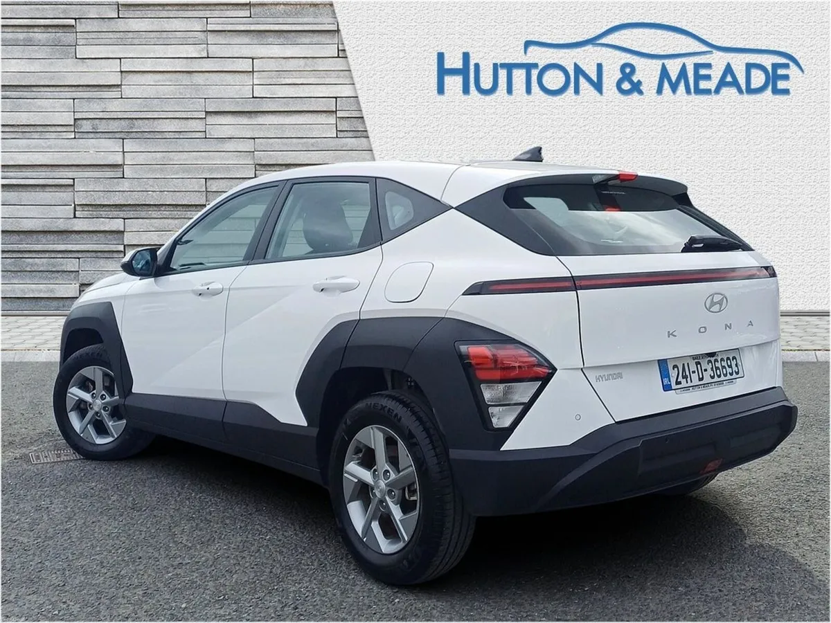 Hyundai KONA Signature 1.0 Petrol 5dr - Image 3