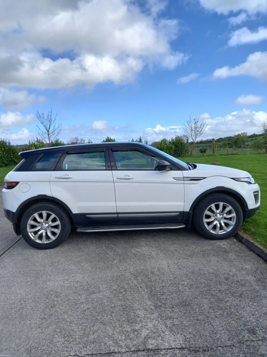 2017 Land Rover Range Rover Evoque 2L Diesel - Image 1