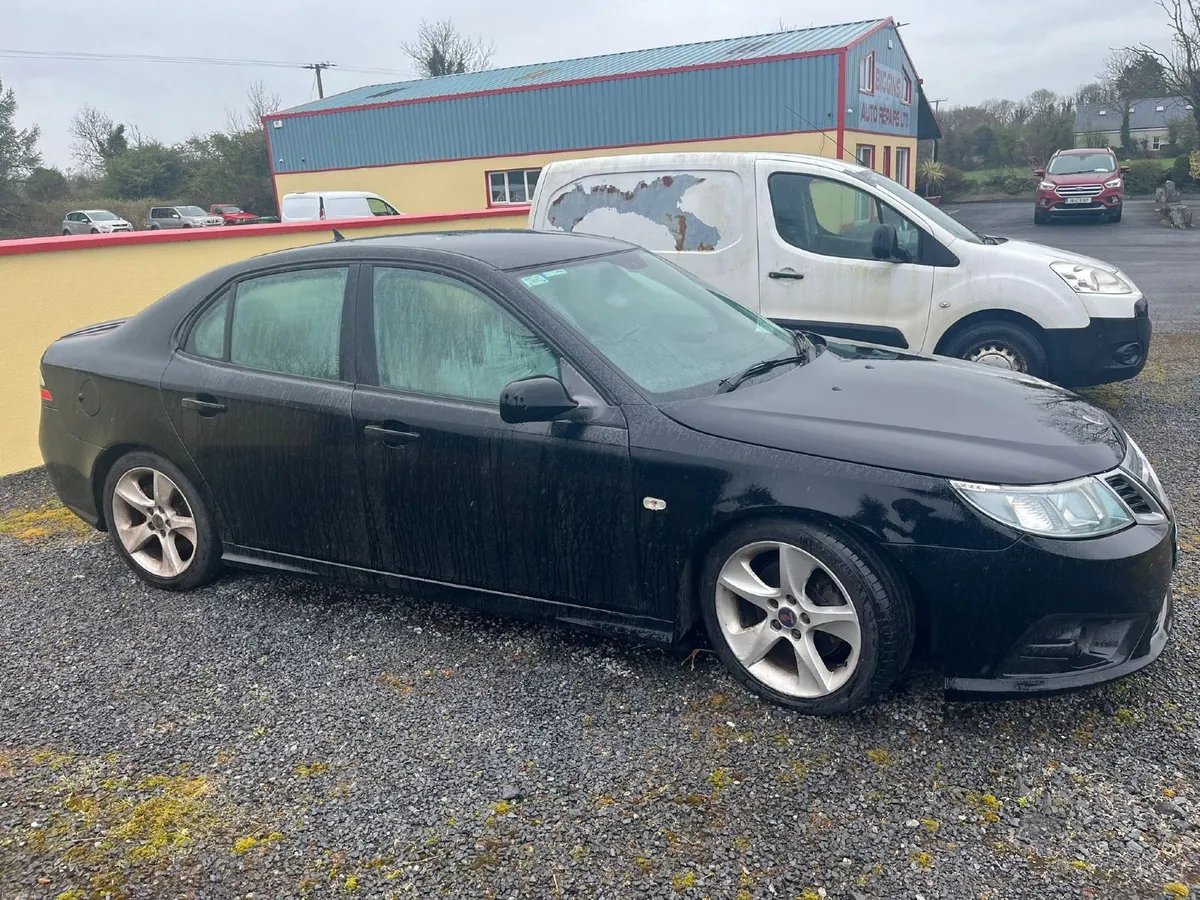 Saab 9-3 2011 - Image 1