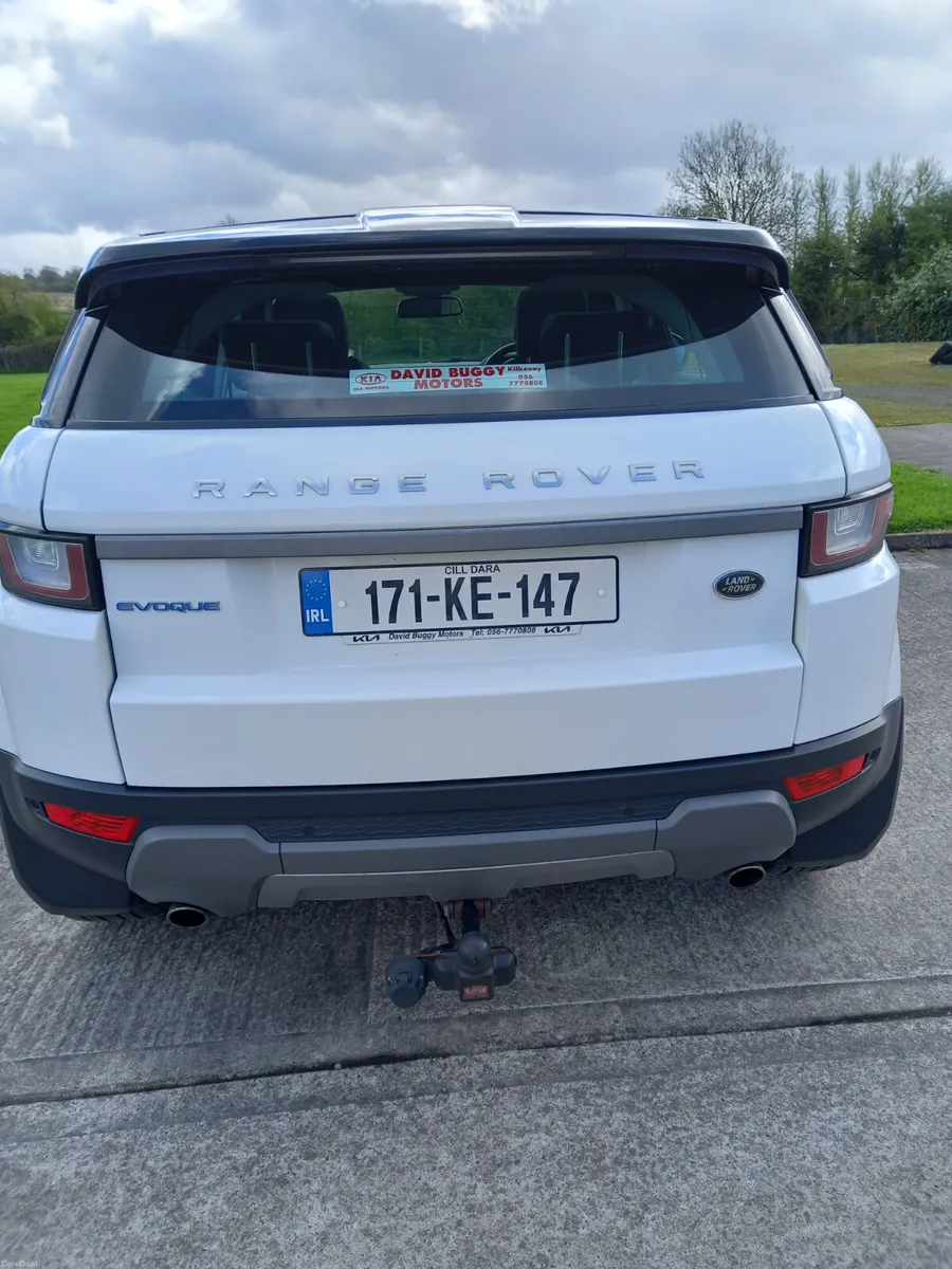 2017 Land Rover Range Rover Evoque 2L Diesel - Image 3