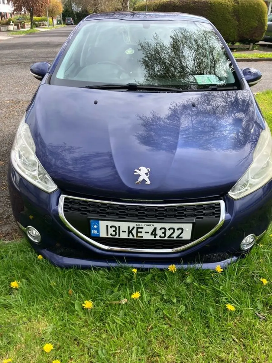 2013 Peugeot 208 - Image 2