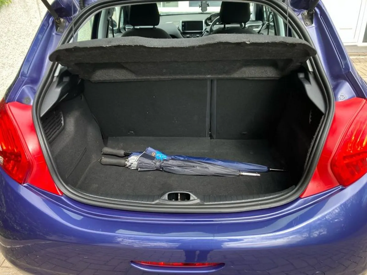 2013 Peugeot 208 - Image 4