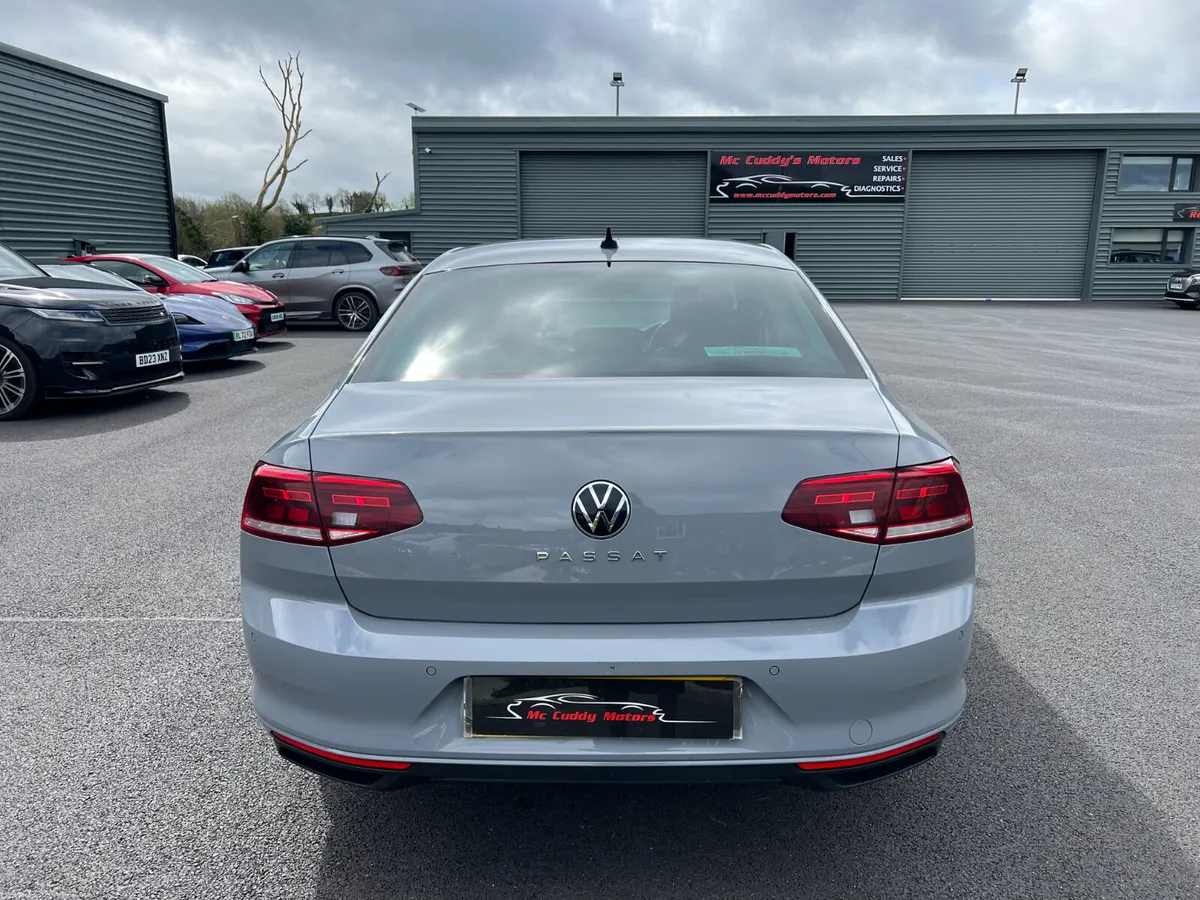 2022 Volkswagen Passat SEL 2.0 TDI - Automatic - Image 3