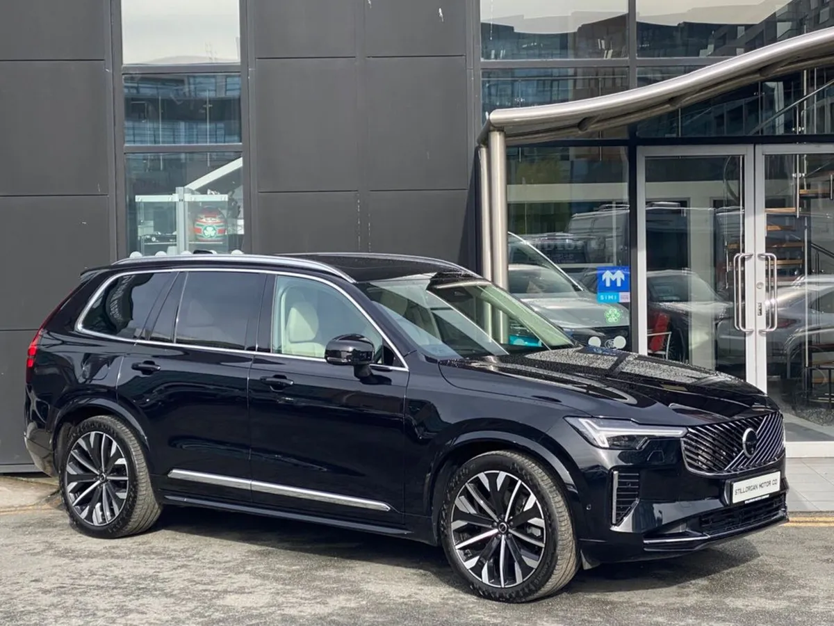 Volvo XC90 T8 Ultra 7 Seat AWD Auto (PHEV) - Image 1