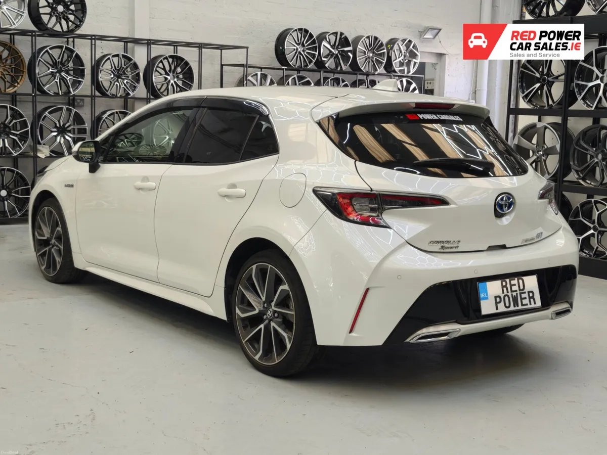 2019 Toyota Corolla Sport//Low kms - Image 4