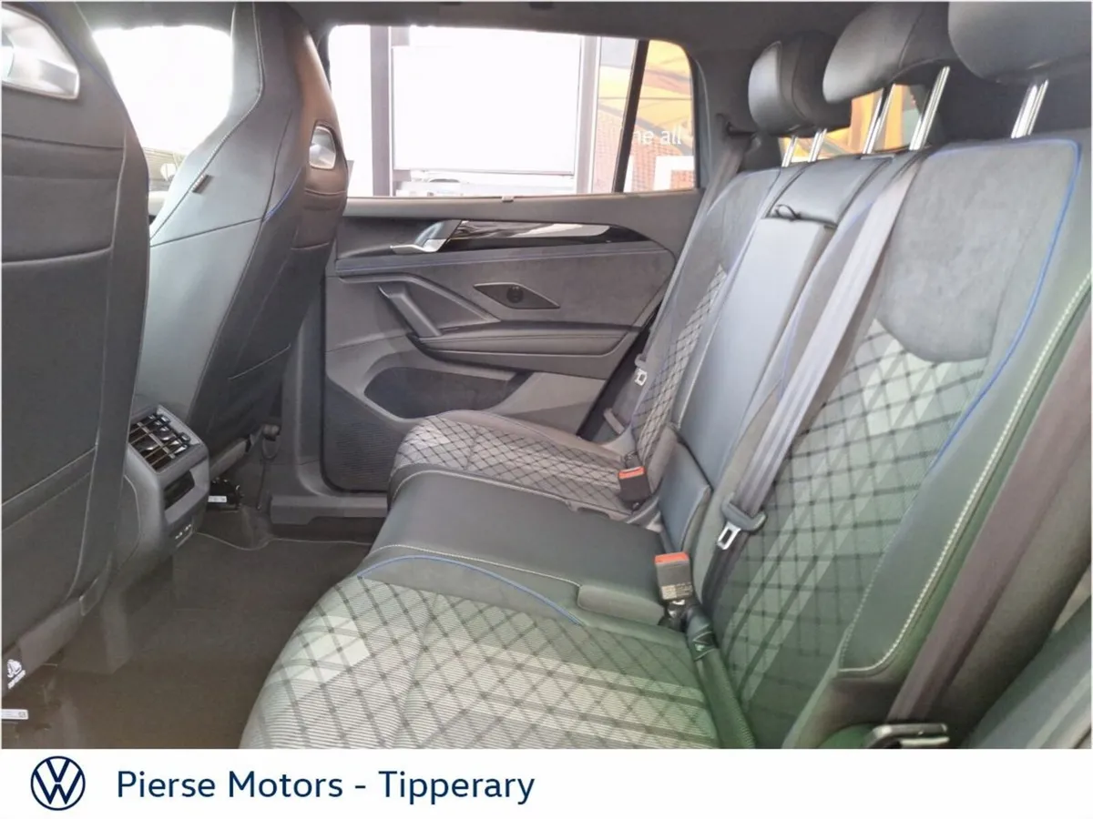 Volkswagen Tayron R-LINE 75 1.5 PHEV DSG 204HP - Image 6