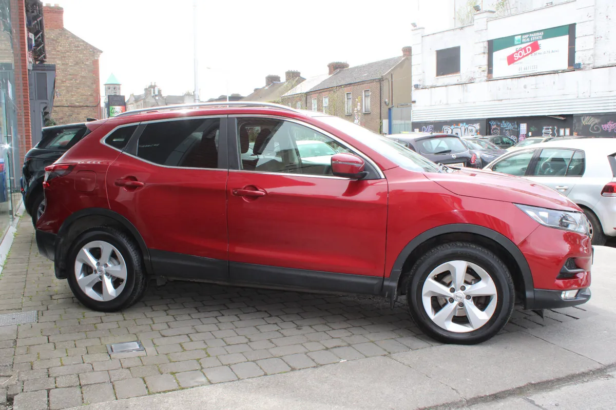 SV QASHQAI - PAN ROOF - SAT/NAV - 07-2028 NCT - Image 5