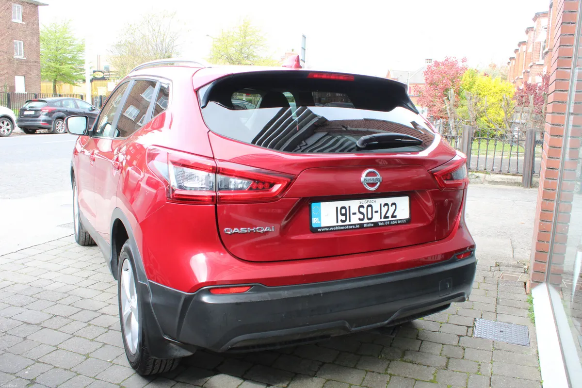 SV QASHQAI - PAN ROOF - SAT/NAV - 07-2028 NCT - Image 4