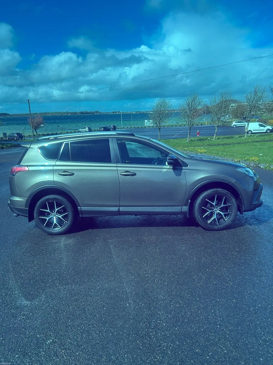 Toyota RAV 4 - Image 3