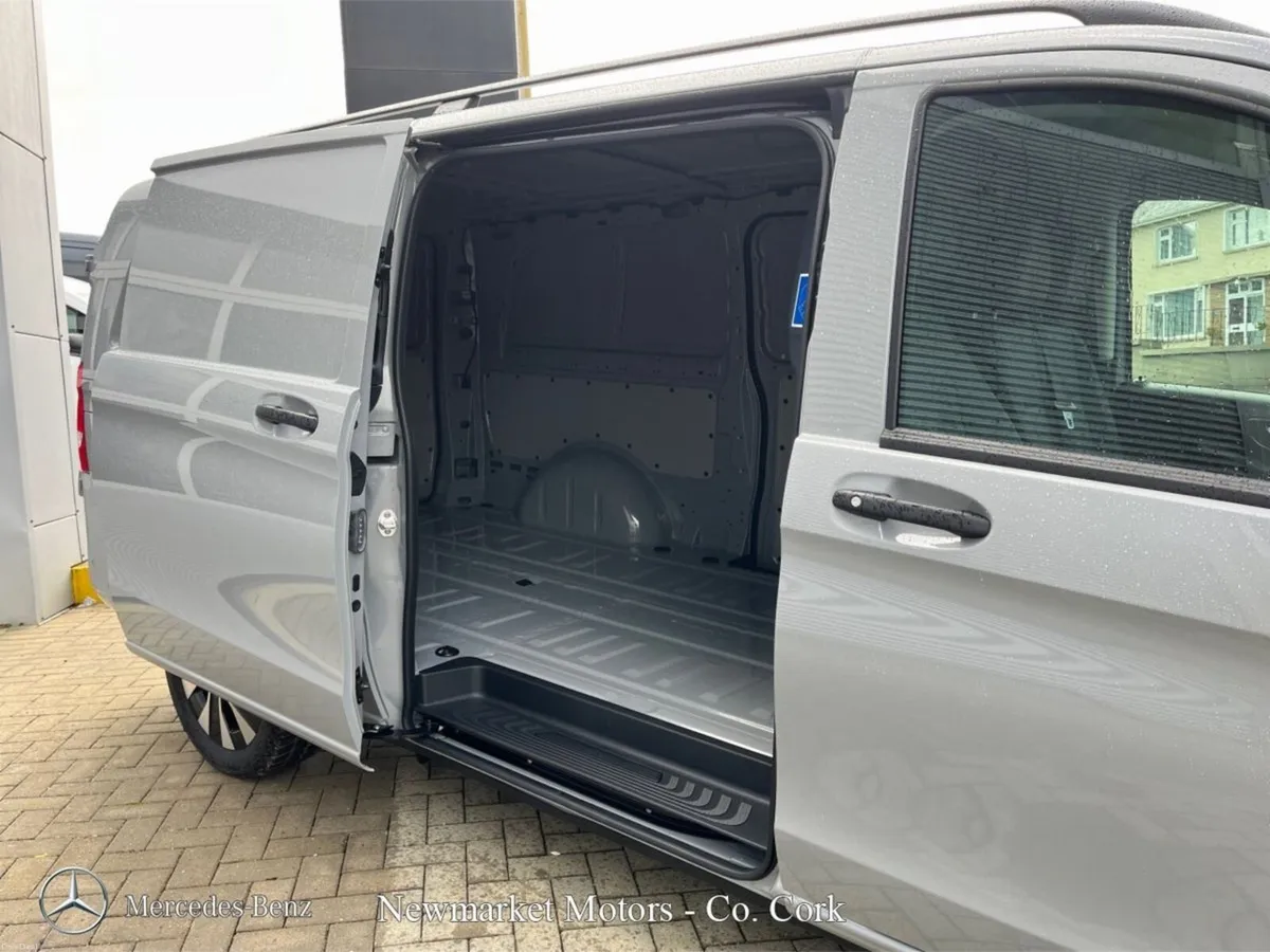 Mercedes-Benz Vito 190BHP SELECT AUTOMATIC EXTRA L - Image 4