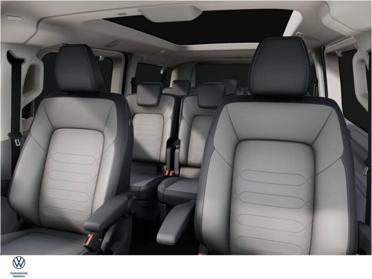 Volkswagen Caravelle STYLE PHEV LWB 230HP 8 SEATER - Image 4