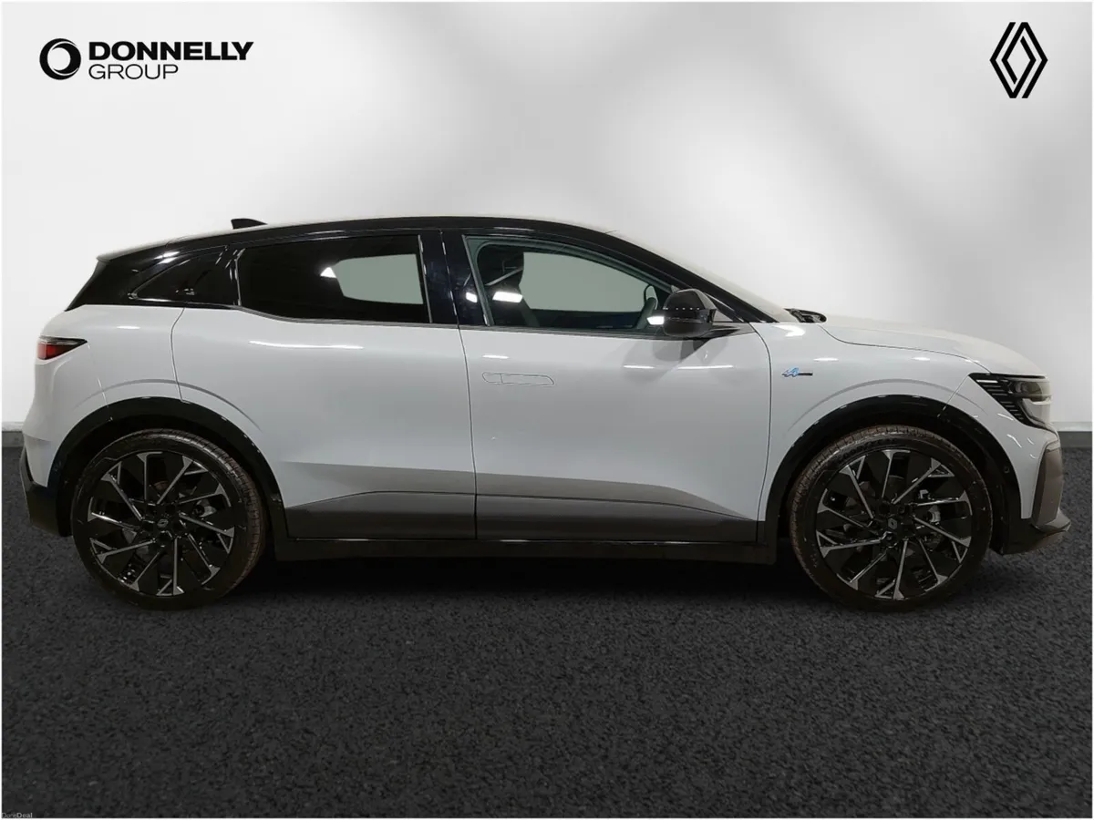 Renault Megane E-Tech Hatchback Techno Esprit Alpi - Image 3
