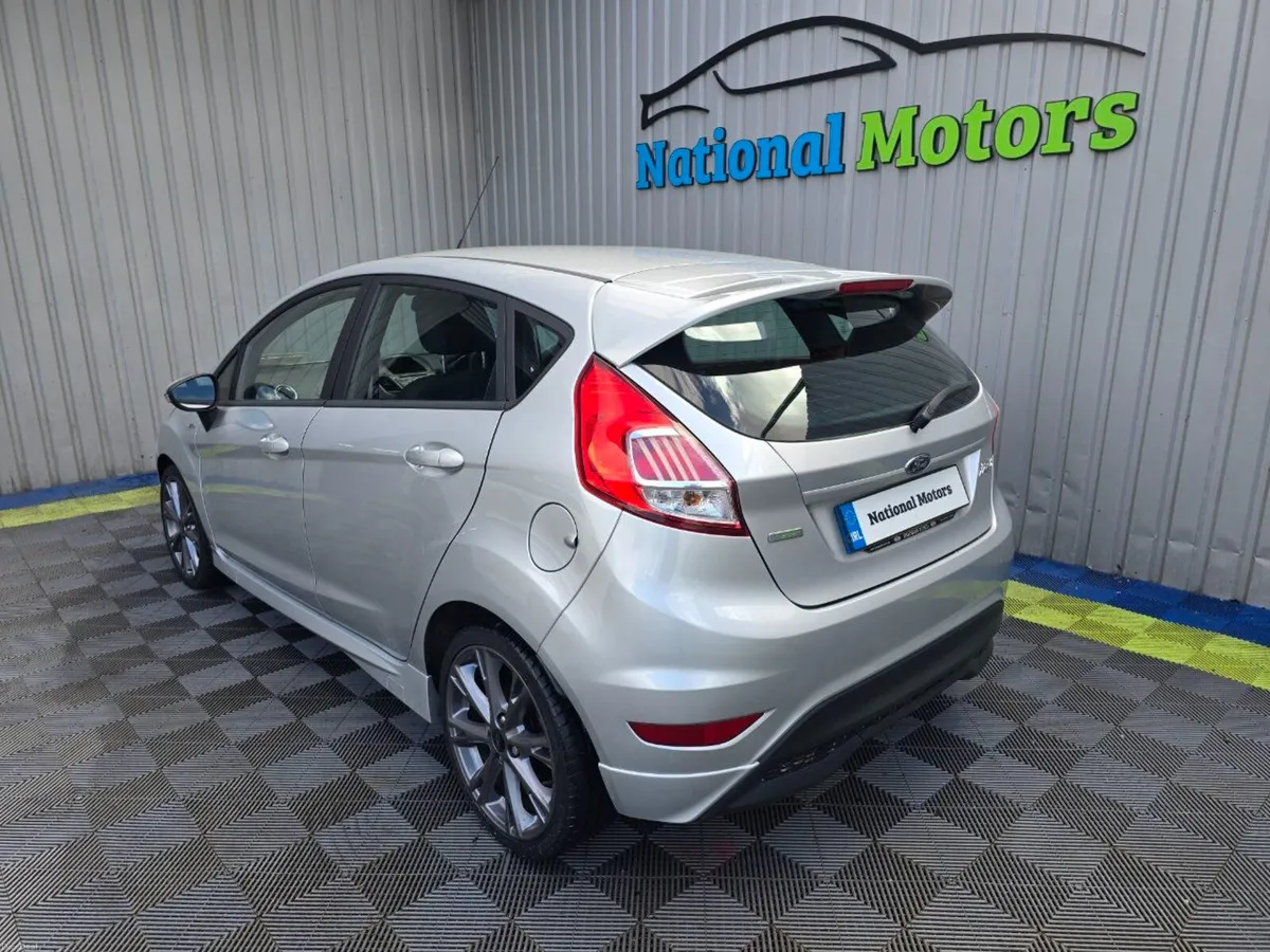 2017 Ford Fiesta ST-LINE 1.0 Petrol - Image 5