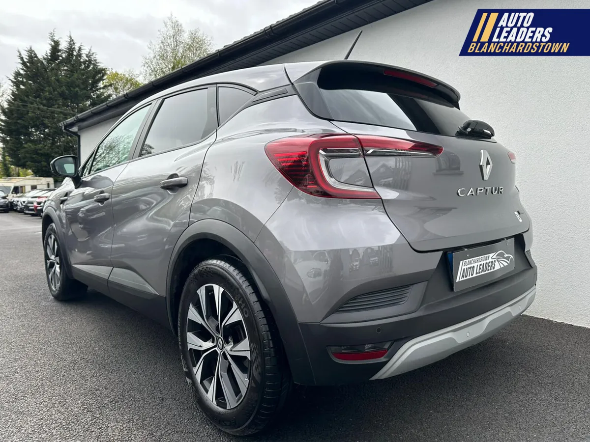 RENAULT CAPTUR 1.6 EVOLUTION E-TECH HYBRID 115 BHP - Image 4
