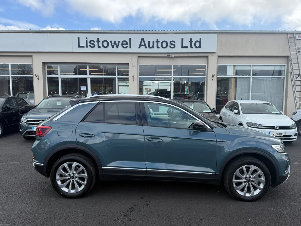 241 VW T-ROC STYLE 2.0TDI 150BHP AUTOMATIC - Image 1