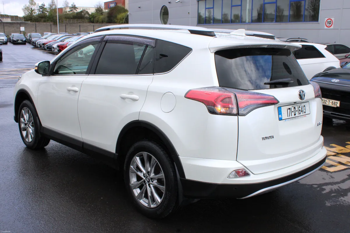 Toyota RAV4 2017 - Image 3