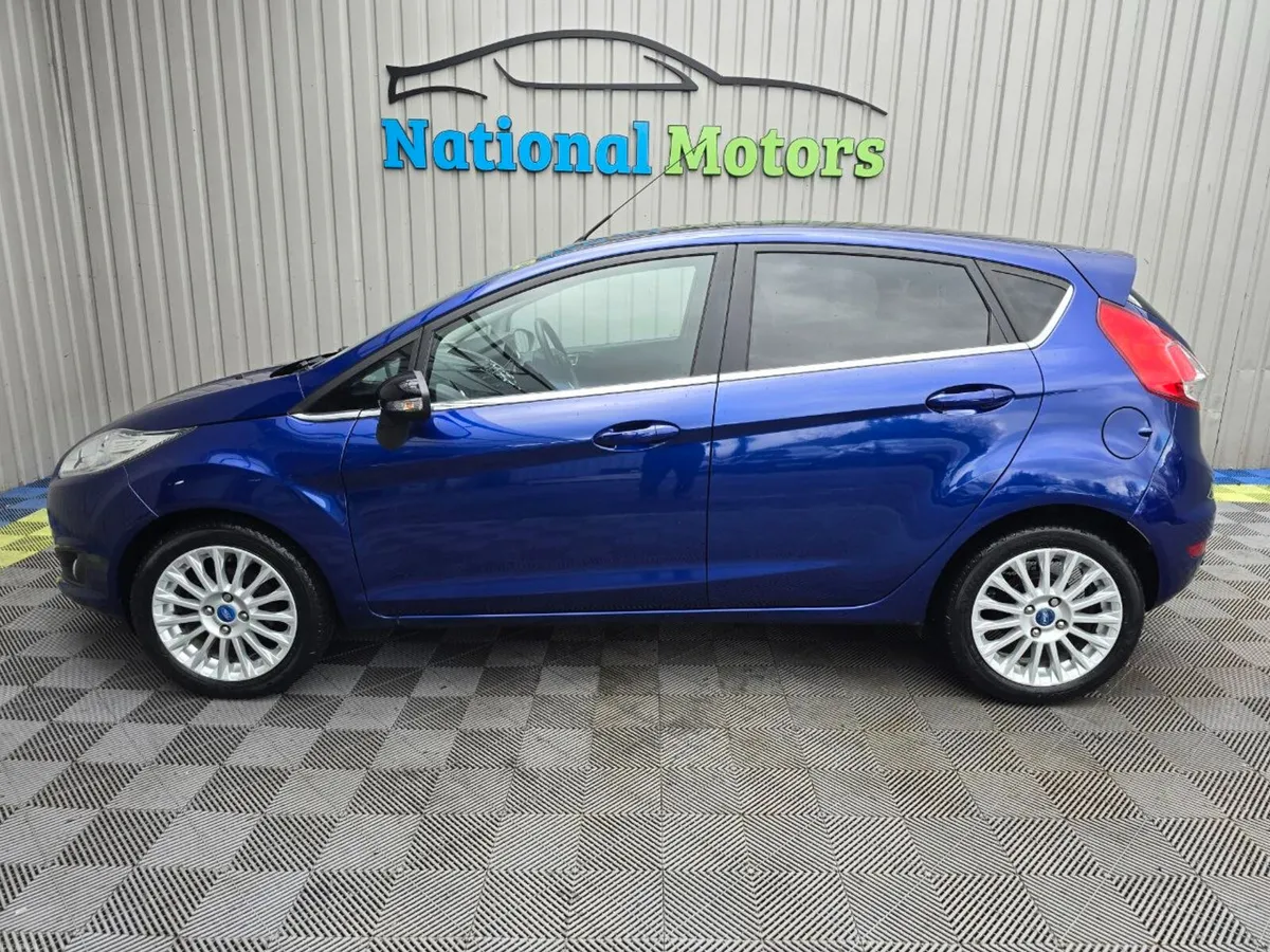 2015 Ford Fiesta TITANIUM 1.0 Petrol - Image 5