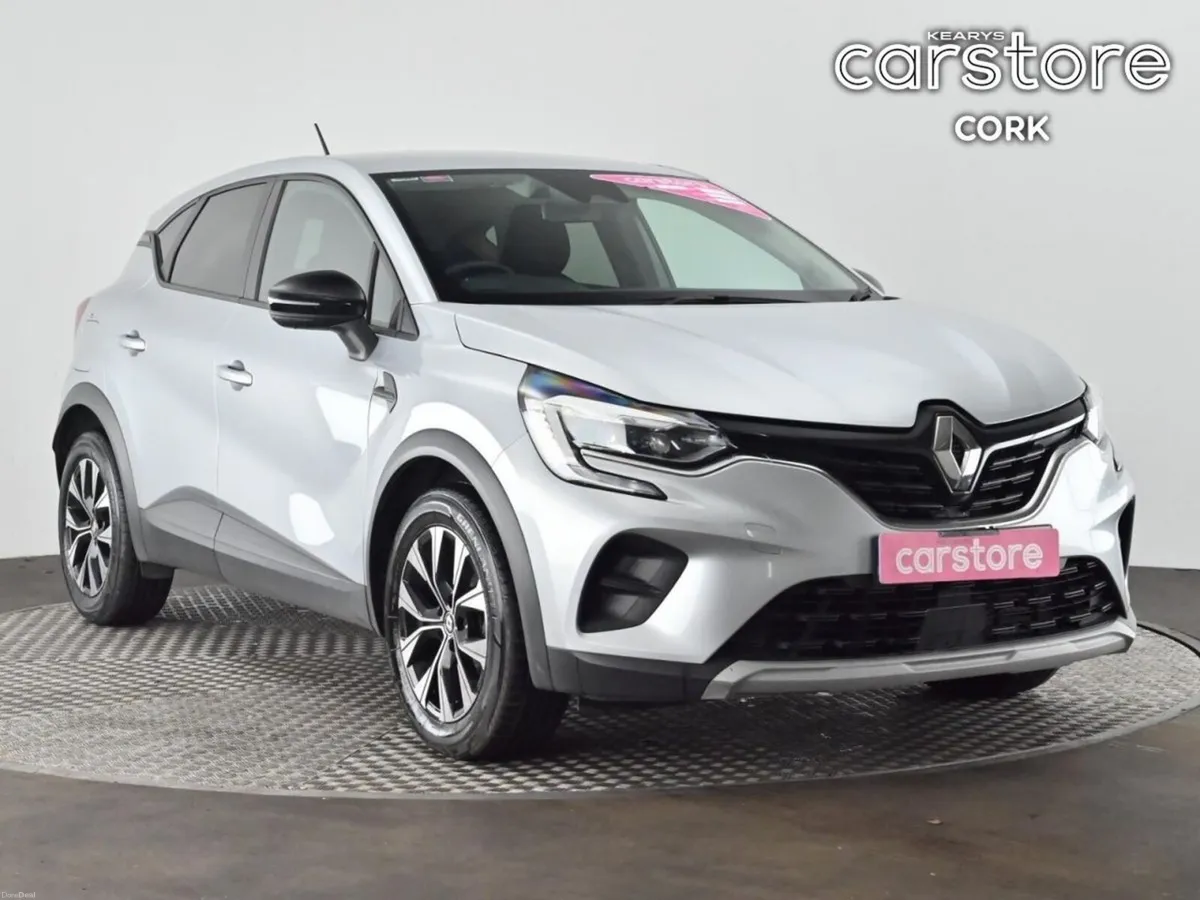 Renault Captur TCe 140 Auto Evolution - Image 1