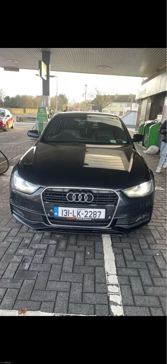 Audi A4 S LINE - Image 2