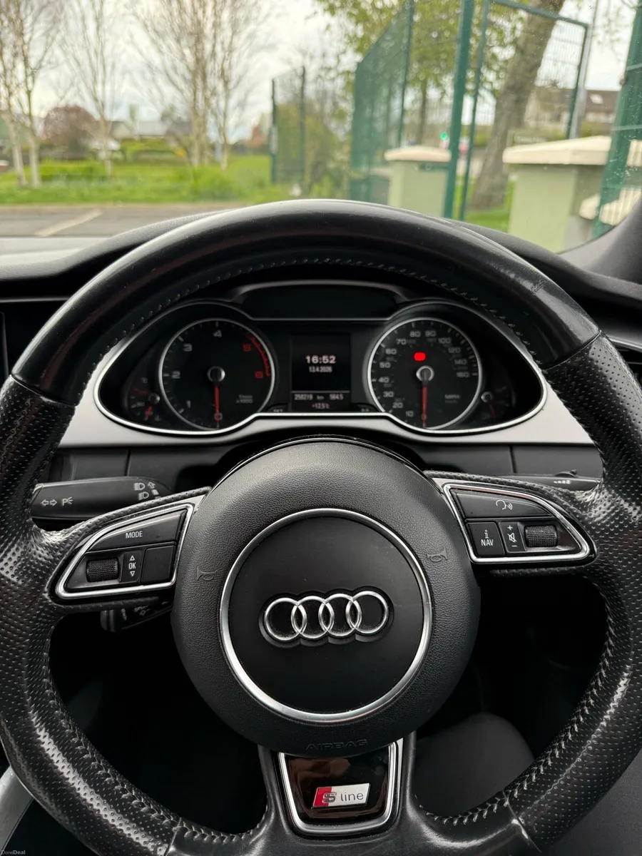 Audi A4 S LINE - Image 4