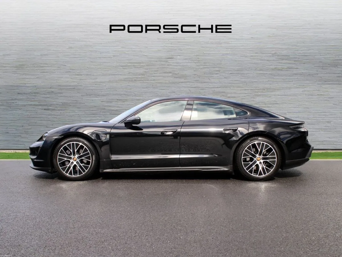 Porsche Taycan Taycan - Image 4