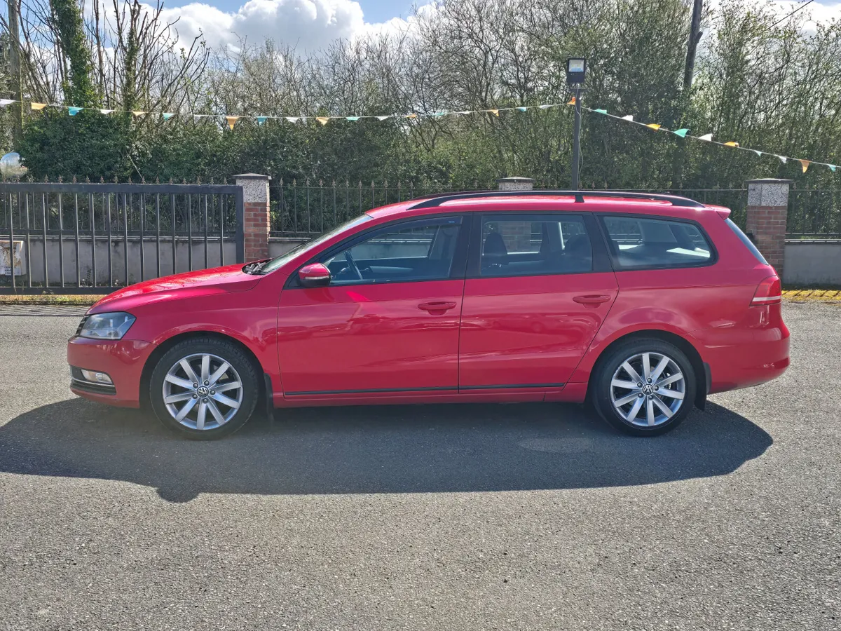 Volkswagen Passat Estate - Image 4