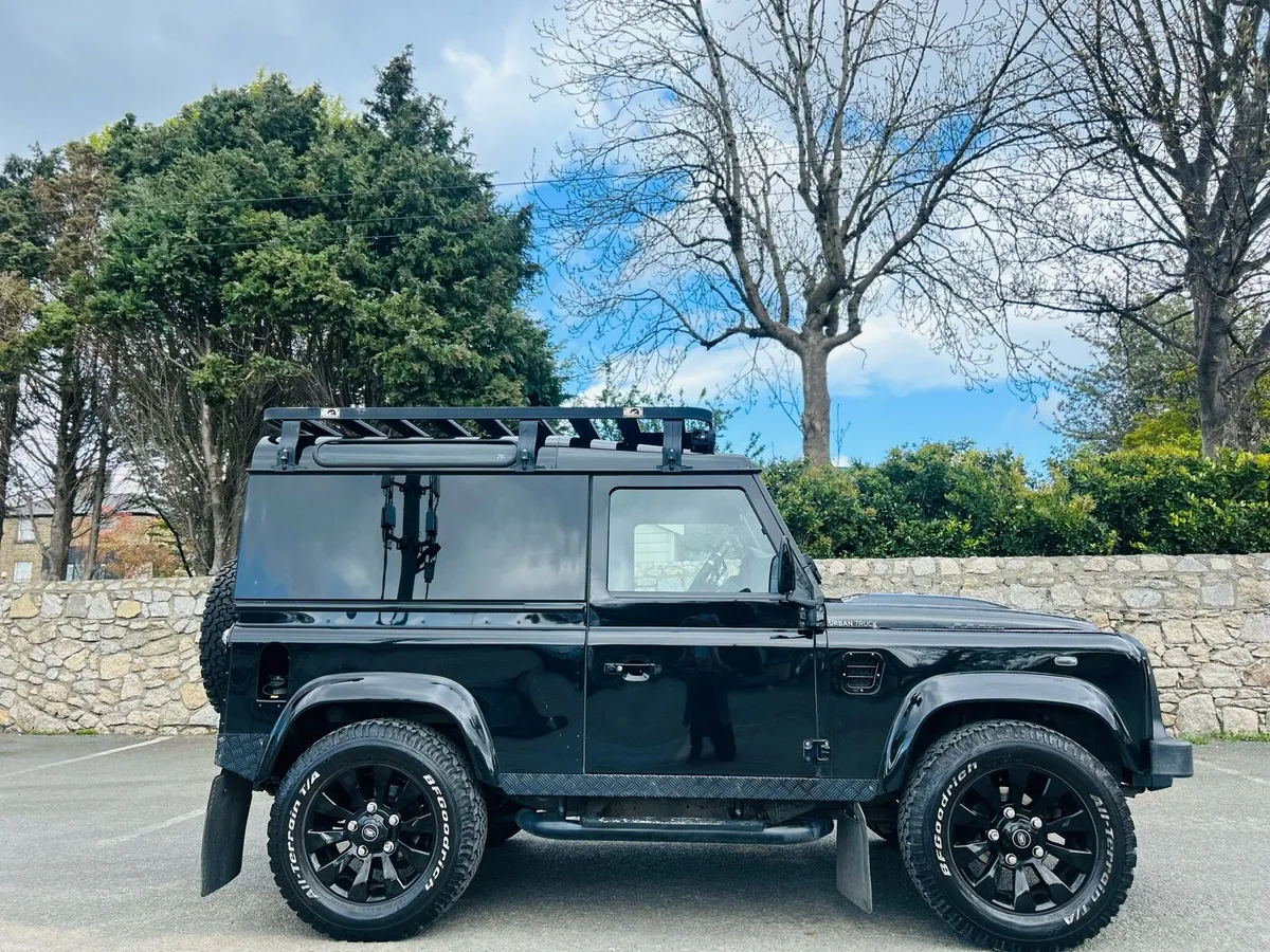 Land Rover Defender 90 - Urban Truck - Low mileage - Image 2