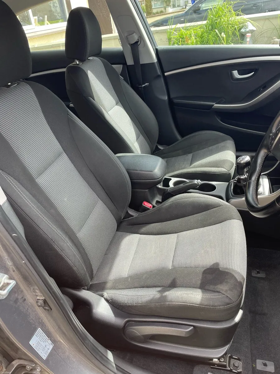 Hyundai i30 - Image 4