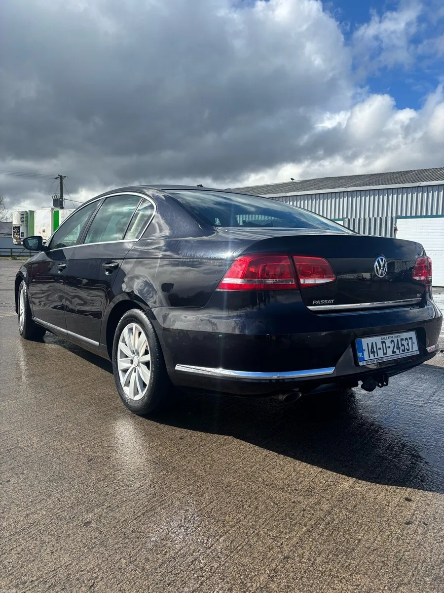 2014 Volkswagen Passat - Image 4