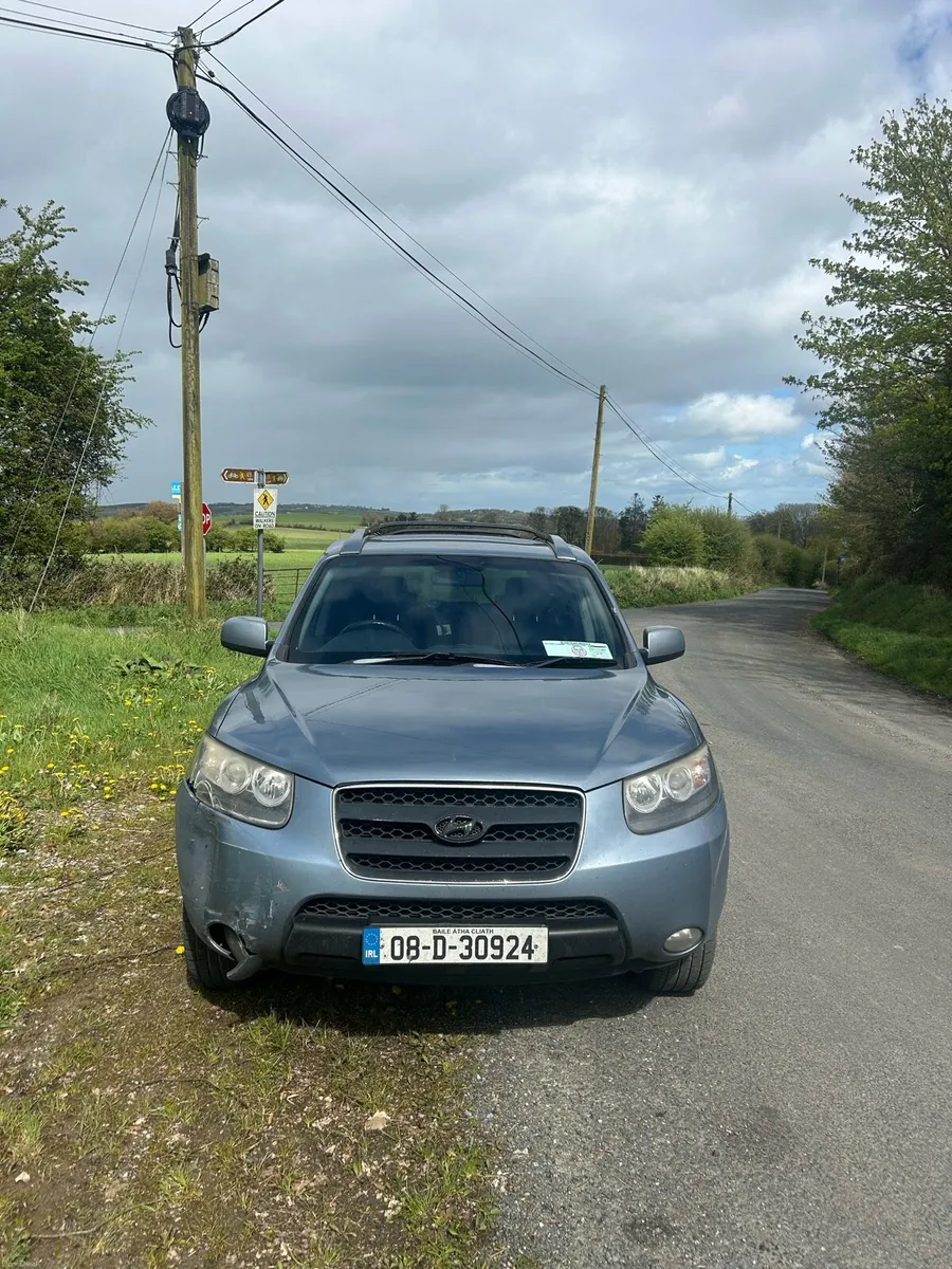 Hyundai Santa Fe - Image 1