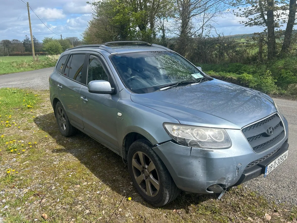 Hyundai Santa Fe - Image 2